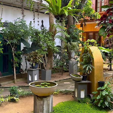 Gomez Place Негомбо Экстерьер фото
