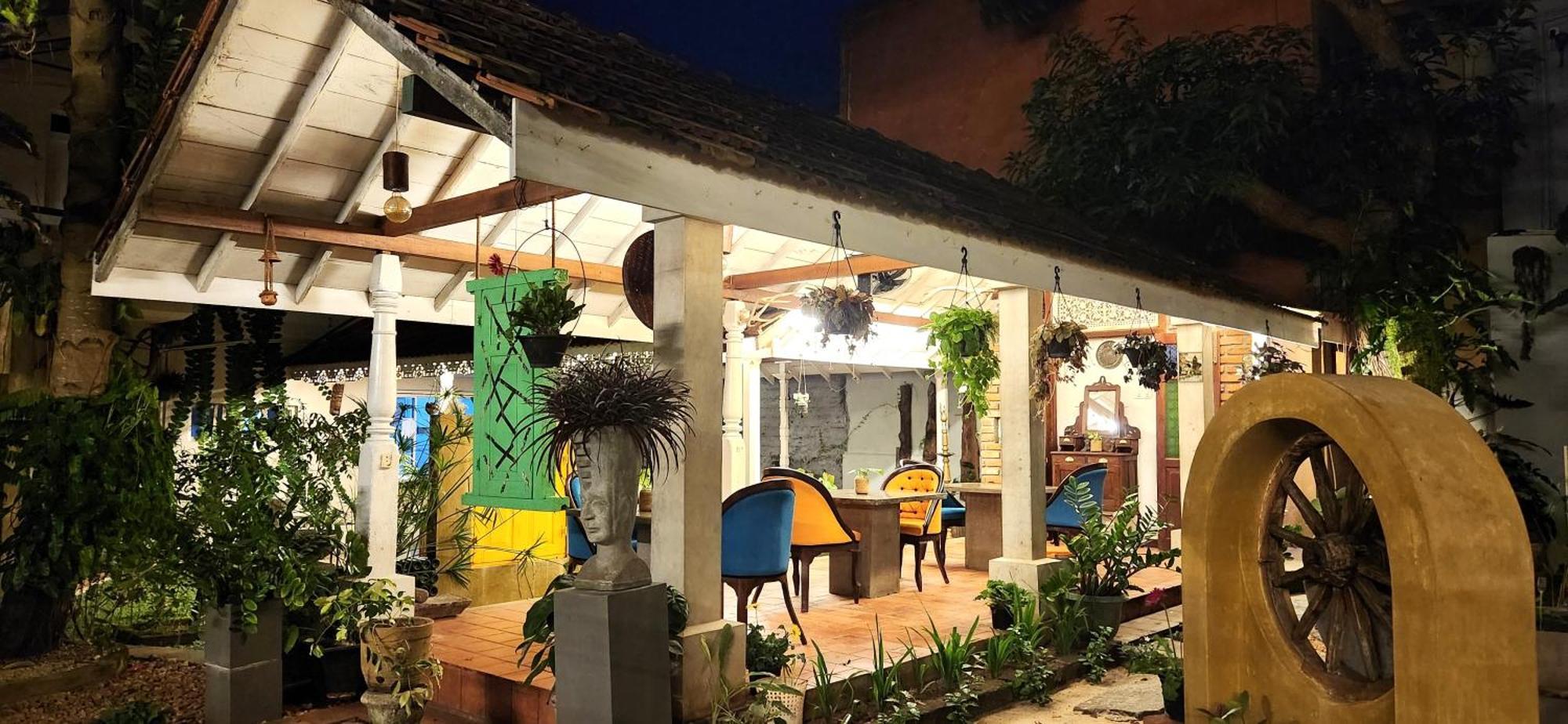 Gomez Place Негомбо Экстерьер фото